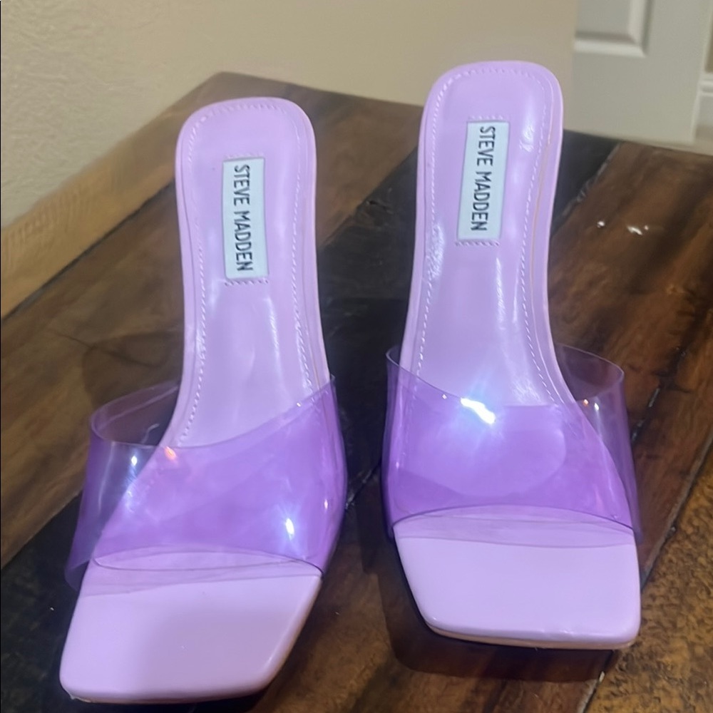 Steve Madden Purple Heels with Glossy Finish
